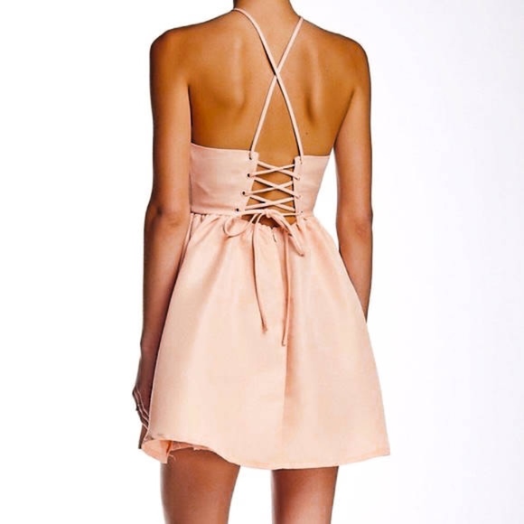 L'Atiste Halter Neck Lace-Up Back Flare Dress NWOT - Picture 3 of 5